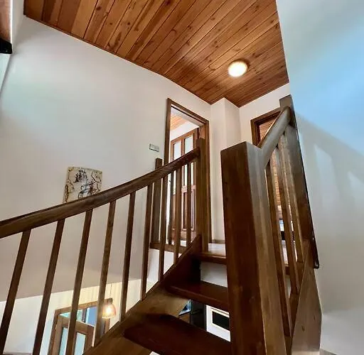 Siedlisko Musialove Nad Jeziorem 8 Osob Lezce