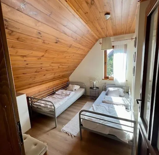 Siedlisko Musialove Nad Jeziorem 8 Osob Holiday home Lezce